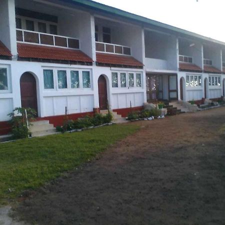 New Rest House Sea View Hotel Negombo Extérieur photo