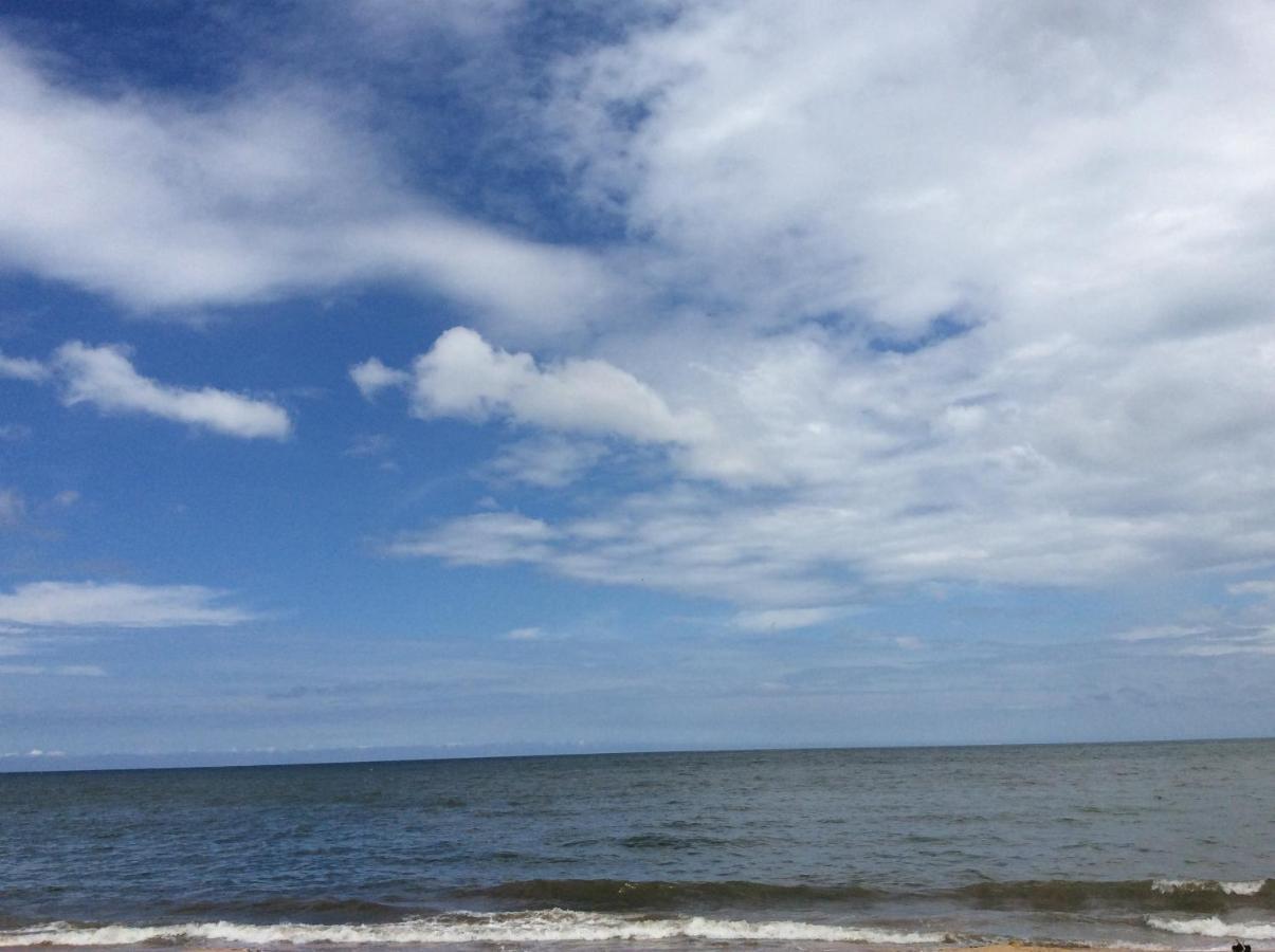 New Rest House Sea View Hotel Negombo Extérieur photo